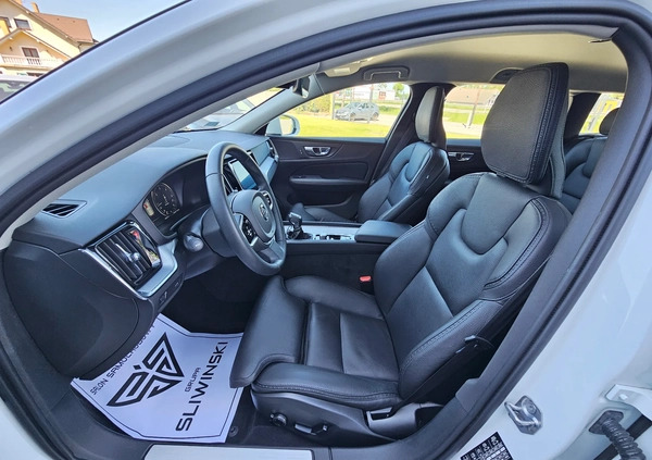 Volvo V60 Cross Country cena 105900 przebieg: 136000, rok produkcji 2019 z Ostrołęka małe 667